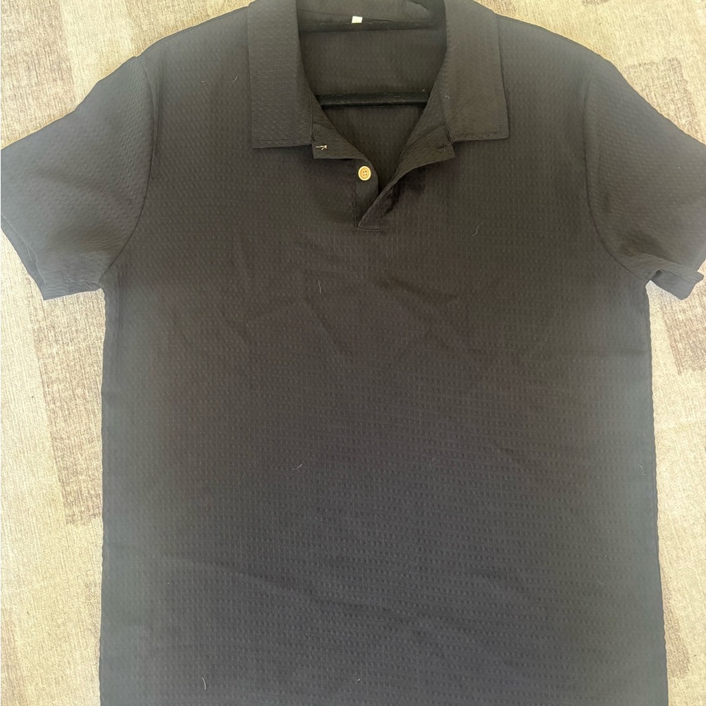 NEVER WORN - Classic Black Polo Shirt - size M